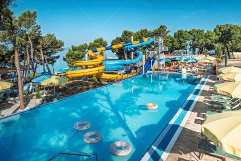 SUNNY MAKARSKA BY VALAMAR